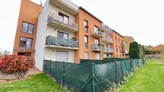 Útulný byt 2+kk, 44 m²  s předzahrádkou 47,5 m² v klidné části Hostivice u Prahy